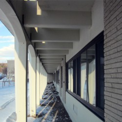 Image of exterior of school building