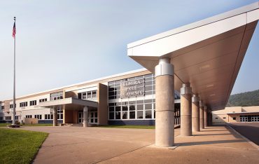 Exterior image of Elmira Free Academy front entrance.